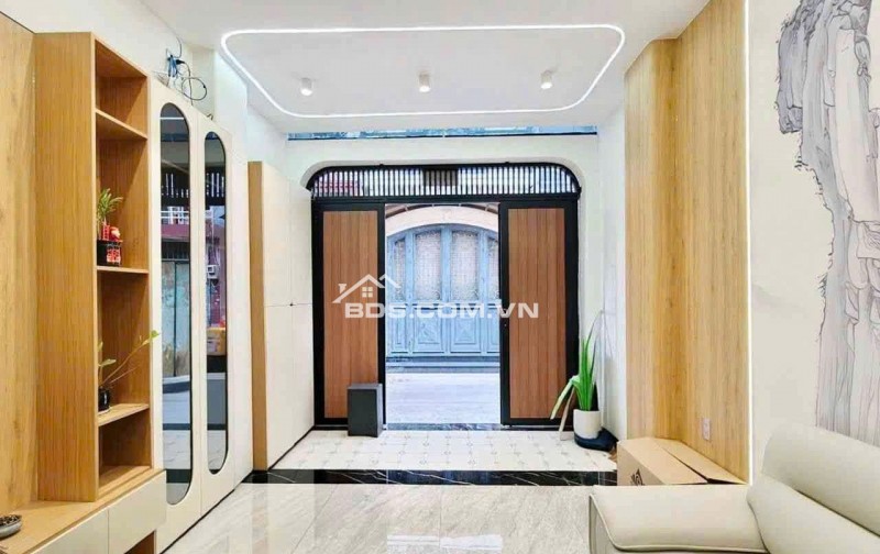  NHÀ 4 TẦNG BTCT HẺM XE HƠI GẦN TRƯỜNG CHINH – EMART 2 (TÂN BÌNH)  Vị trí đắc địa, hẻm xe hơi thông thoáng, sát đường xe tải tránh.